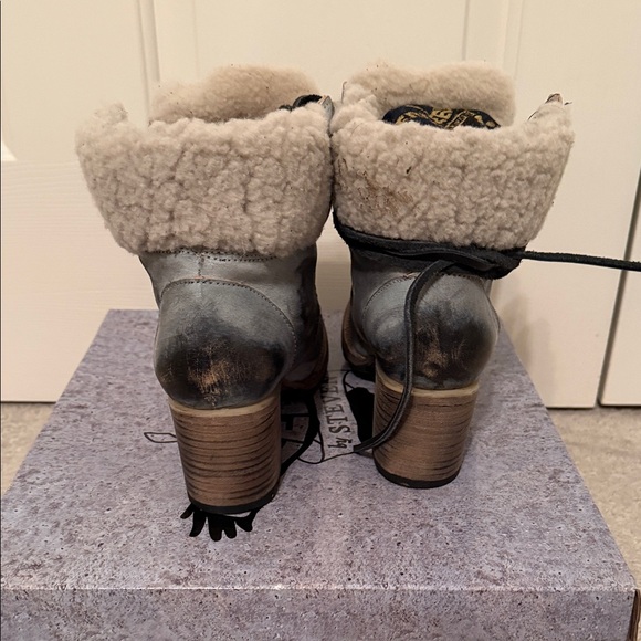 Freebird Norway Shearling Boots in Ice Gray - Picture 3 of 6